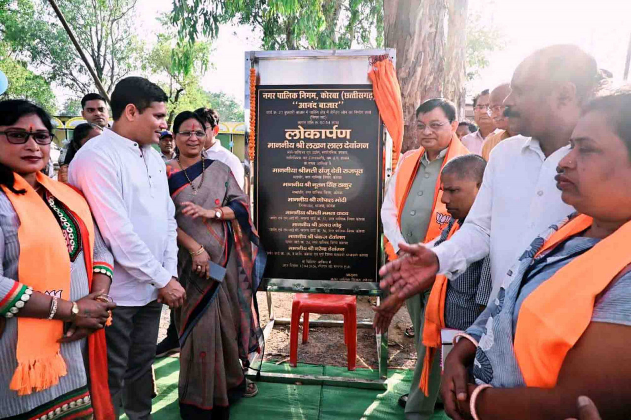 उद्योग मंत्री ने अपने जन्म दिवस पर लघु व्यवसायियों को दी आनंद बाजार वेंडिंग जोन की सौगात 