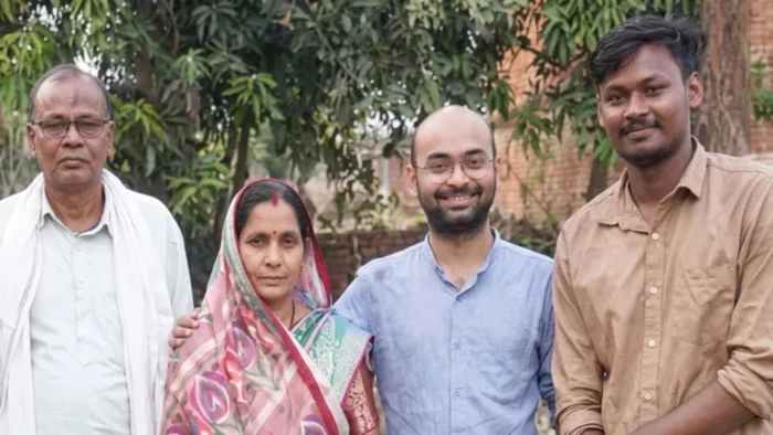 तेंदूपत्ता बीनने वाले परिवार का बेटा बना IFS अधिकारी, अजय गुप्ता ने हासिल की ऑल इंडिया 91वीं रैंक