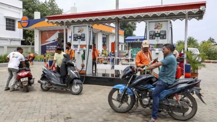 पश्चिम एशिया संकट के बीच छत्तीसगढ़ में पेट्रोल-डीजल बिक्री पर सख्ती, ड्रम और कैन में ईंधन देने पर रोक