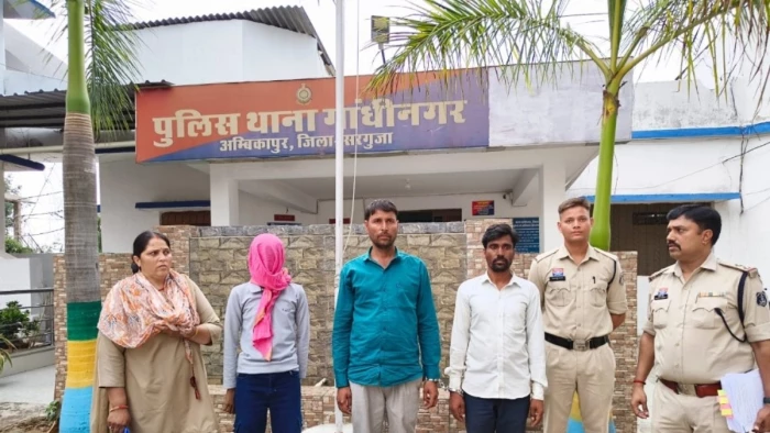 अश्लील वीडियो के नाम पर शिक्षिका से 4.5 लाख की साइबर ठगी, टीकमगढ़ से तीन आरोपी गिरफ्तार