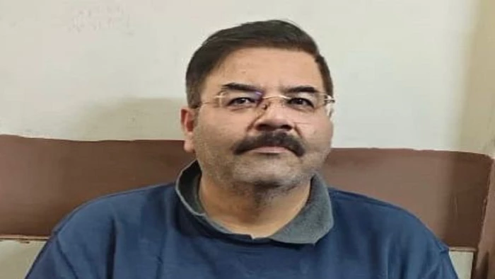 40 करोड़ के शराब घोटाले में कारोबारी विजय भाटिया पर ईडी का शिकंजा, पूरक आरोप पत्र में बड़ा खुलासा