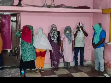 रायगढ़ में देह व्यापार का भंडाफोड़, पुलिस की कार्रवाई में 6 लोग गिरफ्तार