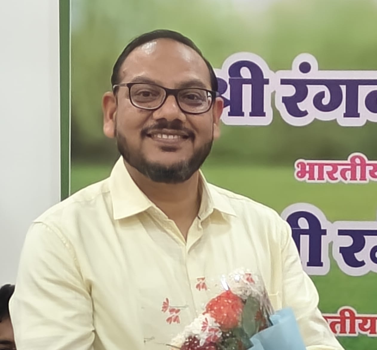 तेंदूपत्ता अग्निकांड के बीच डीएफओ रमेश जांगड़े के समर्थन में एकजुट हुआ वन अमला, वन मंत्री को सौंपा ज्ञापन।